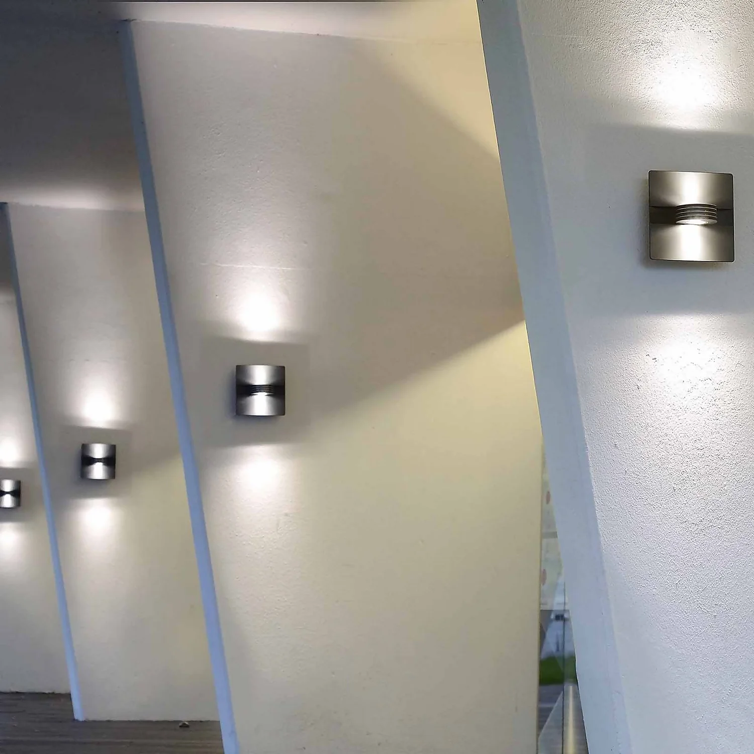 Lutec Split LED Up & Down Outdoor Wall Light - Anthracite 5 Lutec Split LED Up & Down Outdoor Wall Light - Anthracite - Image 3