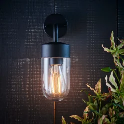 North Outdoor Wall Light - Black 13 North Outdoor Wall Light - Black -Lighting Shop 13794242 9784957105363950