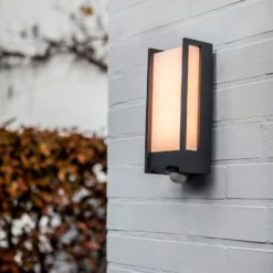 Lutec Qubo LED Outdoor Wall Light With PIR Motion Sensor - Anthracite -Lighting Shop 13950215 3414993052600097